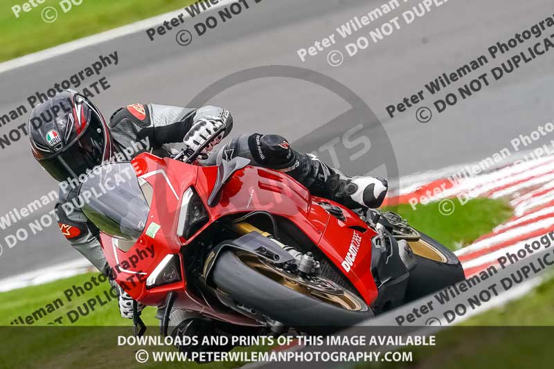 anglesey;brands hatch;cadwell park;croft;donington park;enduro digital images;event digital images;eventdigitalimages;mallory;no limits;oulton park;peter wileman photography;racing digital images;silverstone;snetterton;trackday digital images;trackday photos;vmcc banbury run;welsh 2 day enduro